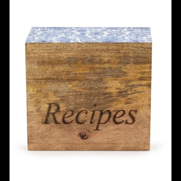 6" Blue and White "Recipes" Carved Decal Wood Recipe Box - Picture 6 of 8